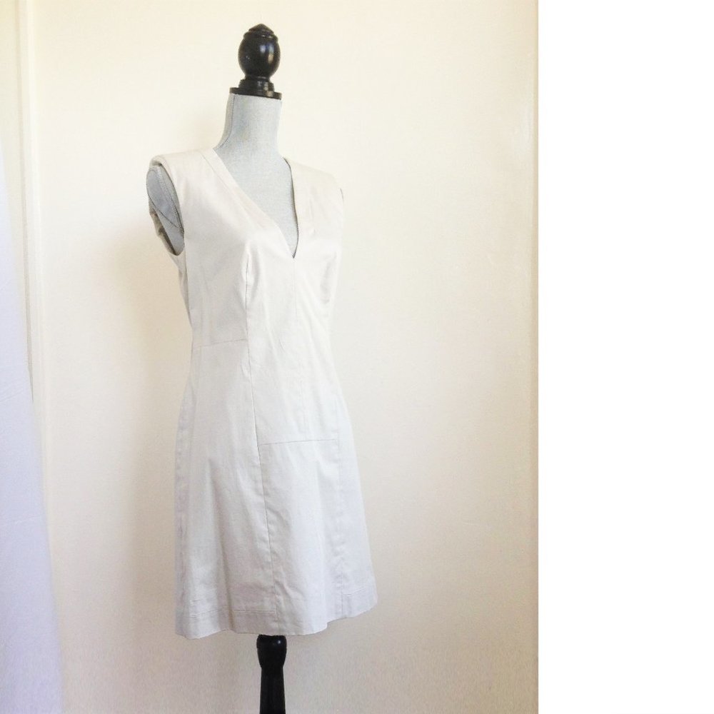 Hugo Boss Women's 8 42 V-Neck Khaki Shirt Dress Sleeveless Strong Shoulder Pads